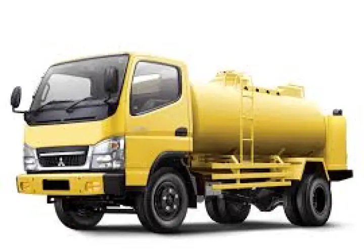 SEDOT WC SAMPAI HABIS di Majene